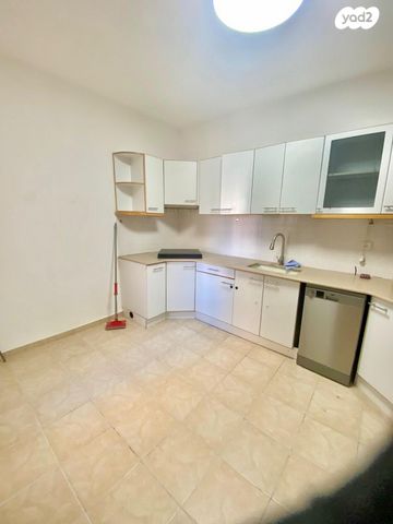 דירה, הנוטר 86, קרית חיים מזרחית, חיפה