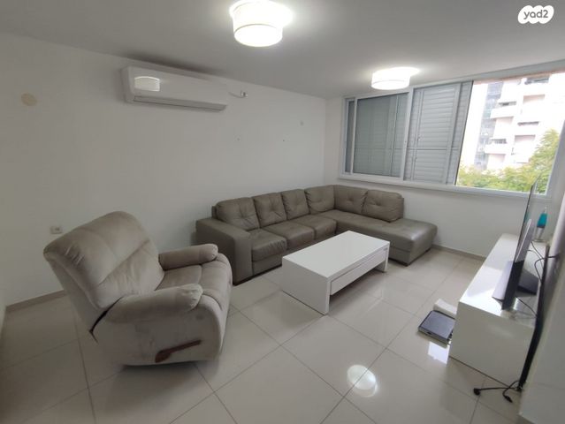 יהושע גיבשטיין 13