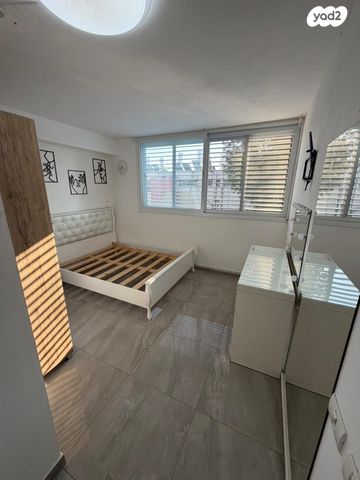 דירה, אבן גבירול 9, רובע ב', אשדוד