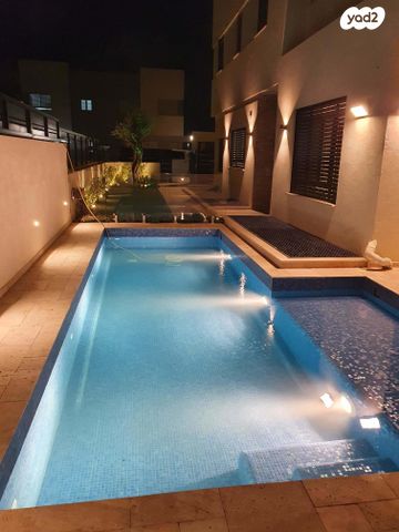 בית פרטי/ קוטג', השמחה 25, שרונה, כפר יונה