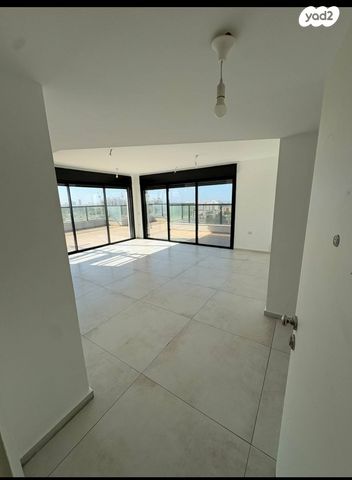 גג/ פנטהאוז, מנחם ארבר 13, נווה עופר, תל כביר, תל אביב יפו