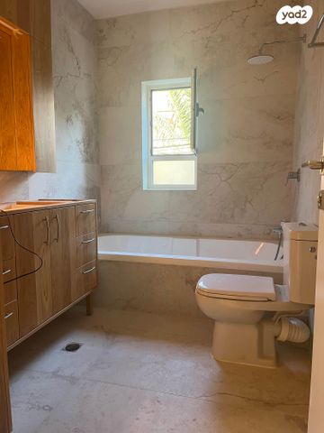 דירה, לוי 14, בקעה, ירושלים