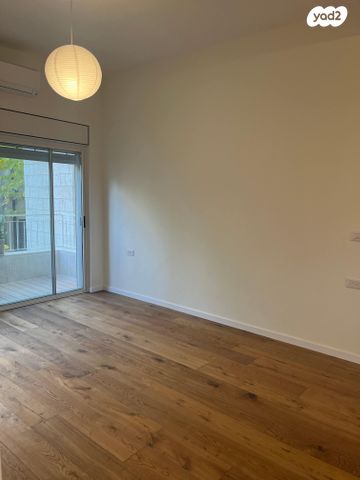 דירה, לוי 14, בקעה, ירושלים