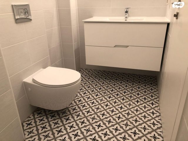 דירה, בר יהודה 8, קיראון, קרית אונו