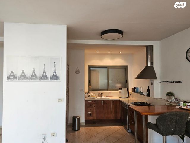 דירה, חרות 12, שכונת גפן, רמת גן