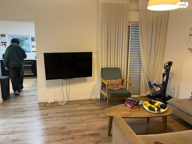 דו משפחתי, הפלמ"ח 13, שכונת ותיקים, אבן יהודה