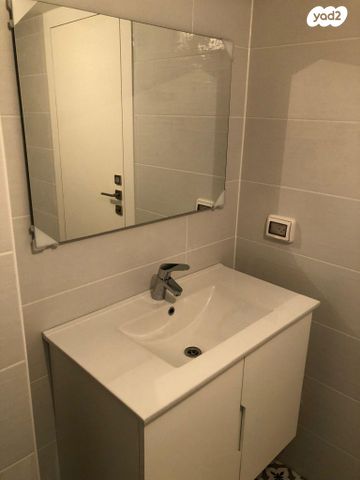 דירה, בר יהודה 8, קיראון, קרית אונו