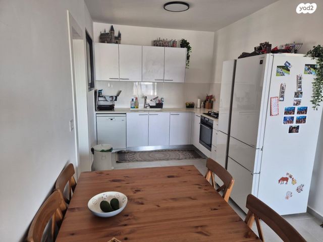 דירה, דרך ארץ 102, שאר העיר, חריש