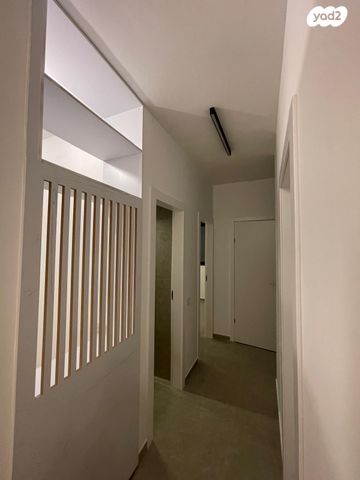 דירה, צבי שפירא 8, אגרובנק, חולון