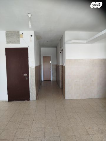 דירה, רבי יהודה הנשיא 18, רובע ז', אשדוד