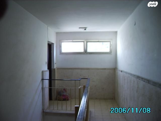 דירה, מבוא הפרטיזנים 304, הגבעה הצרפתית, גבעת שפירא, ירושלים