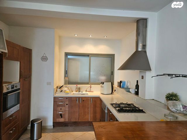 דירה, חרות 12, שכונת גפן, רמת גן