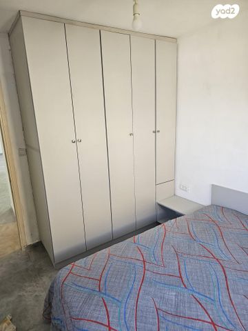 דירה, הרב אוחנה 37, העיר התחתית, ואדי סאליב, חיפה