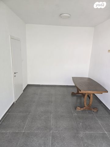 דירה, בית"ר 4, אברמוביץ', ראשון לציון