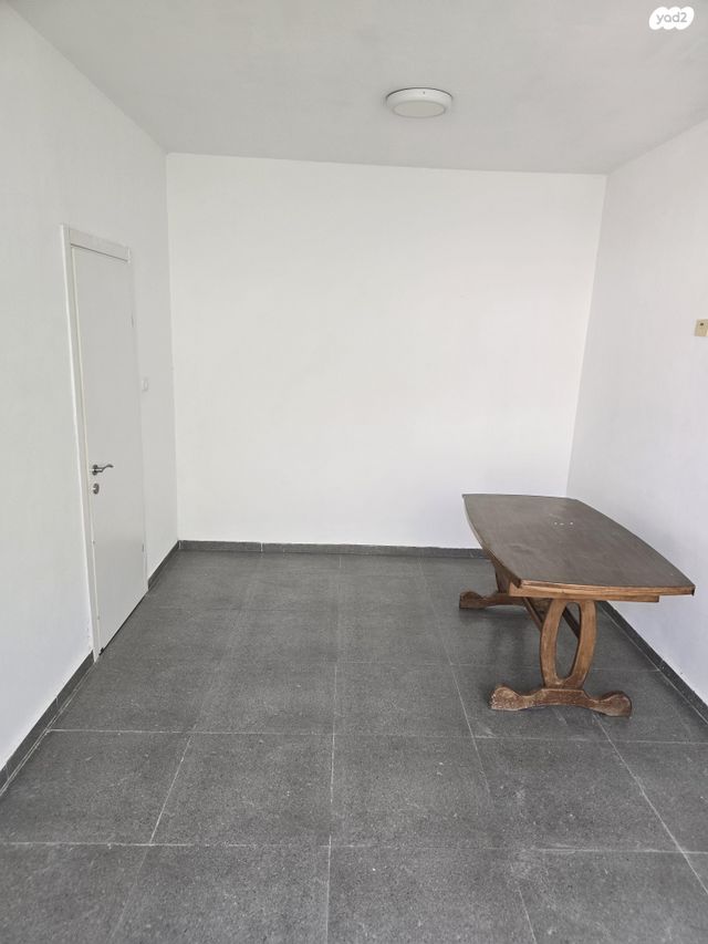 דירה, בית"ר 4, אברמוביץ', ראשון לציון