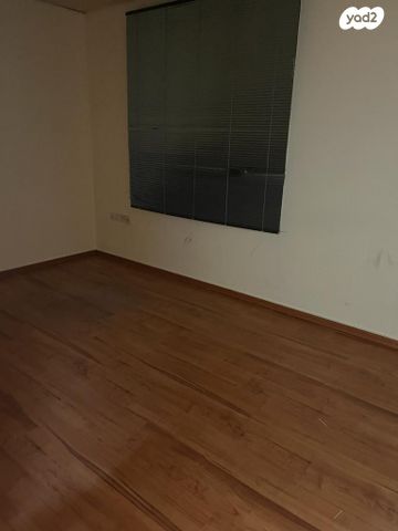 משרדים, משה דיין 16, פארקטק פתח תקווה / אזור תעשייה קרית אריה, פתח תקווה