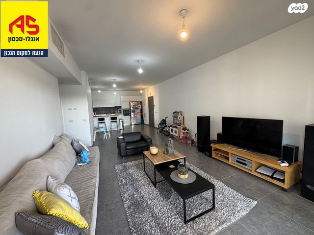 דירה, אהבת אדם, שרונה, כפר יונה