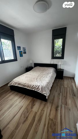 דירת גן, אלון, החורש, חריש