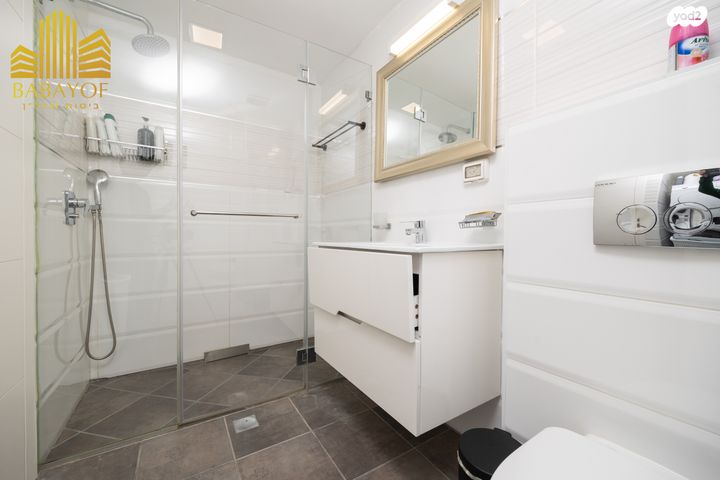 דירה, ארזה, מוצא עילית, מוצא עילית