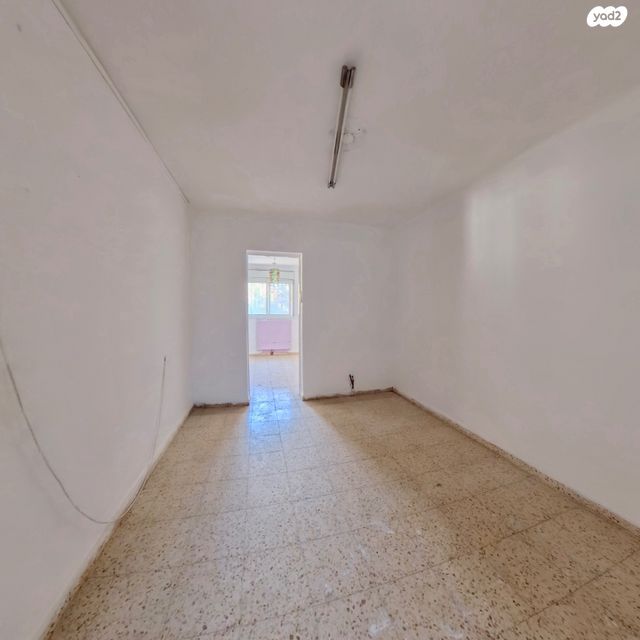 דירת גן, רבי יוחנן בן זכאי, ביתר עילית