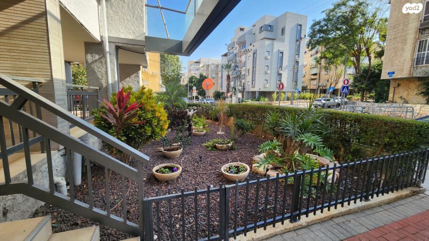 דירה, צבי הירשפלד, רמז, מערב ותיק, ראשון לציון