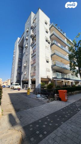 דירה, צבי הירשפלד, רמז, מערב ותיק, ראשון לציון