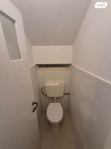 בית פרטי/ קוטג', משה הס 6, קרית אונו