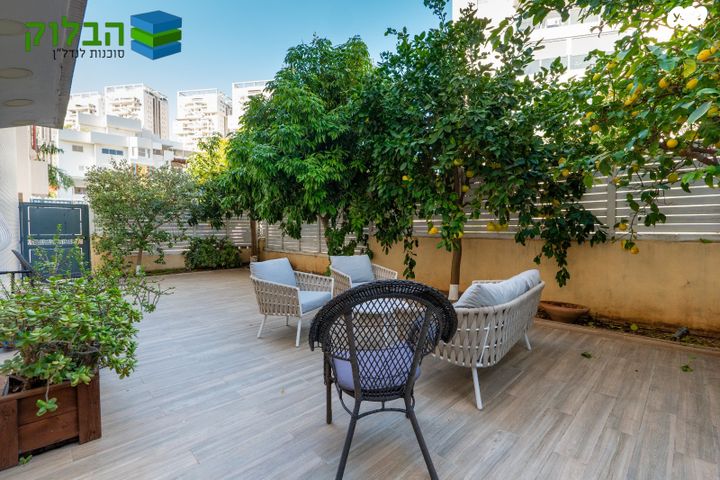 רביבים, גני ראשון