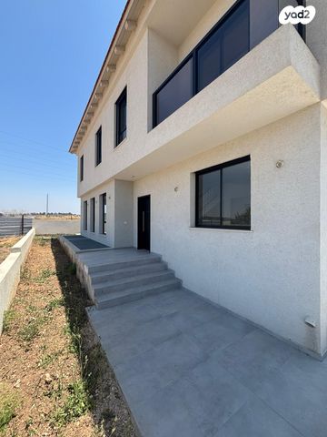 בית פרטי/ קוטג', חנה רובינא, מזכרת בתיה