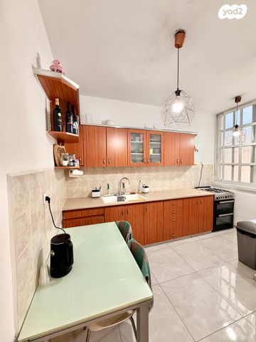 דירה, מקור ברוך, מרכז העיר, קרית אתא