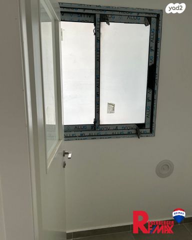 דירה, השבטים 10, דרום מזרח, בת ים