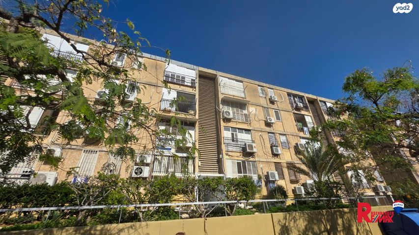 דירה, דוד רזיאל 27, רמת הנשיא, בת ים