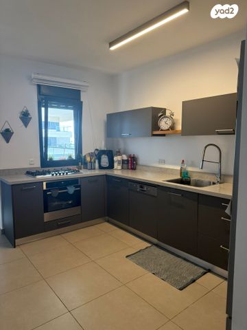 דירה, שייקה אופיר 10, ראש העין