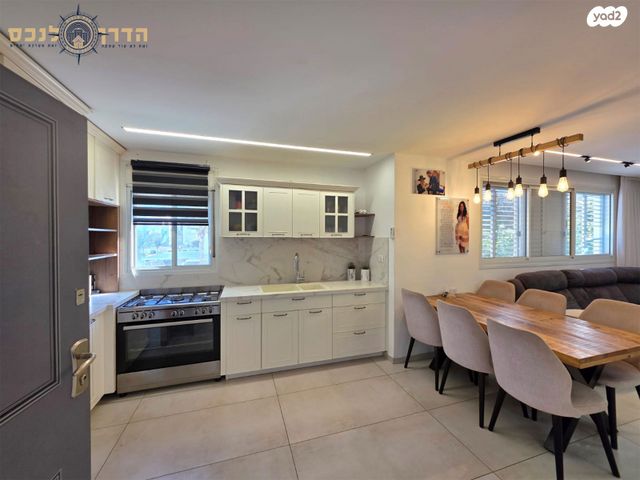 טריפלקס, אלכסנדר פן, רובע ה', אשדוד