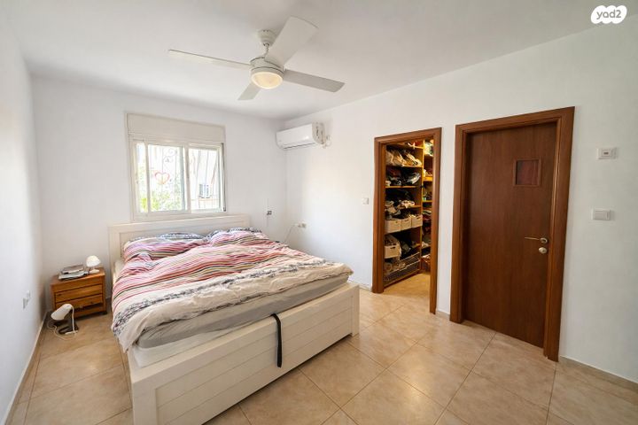 דו משפחתי, כפר יונה