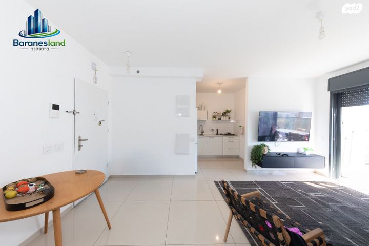 דירה, מיכאל סיטרמן, נחלת יהודה, ראשון לציון