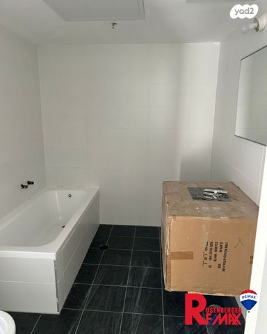 דירה, השבטים 10, דרום מזרח, בת ים