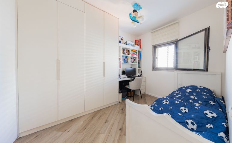 דירה, הוד השרון