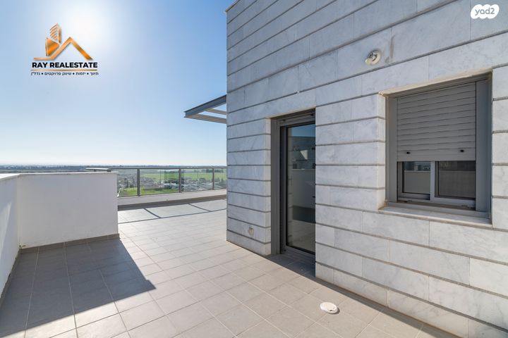 דופלקס, רחל המשוררת, נאות שמיר, יבנה