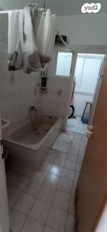 גג/ פנטהאוז, דון יוסף הנשיא, גרין ועם, חולון