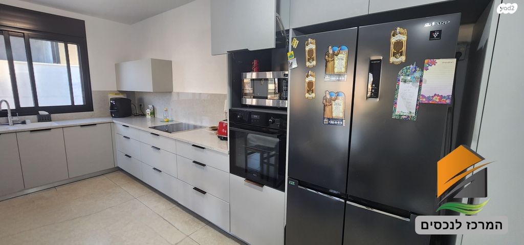 דירה, יהודה דור, שעריים, רחובות