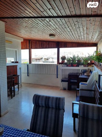 דופלקס, אדמונית 19, גני אביב, לוד