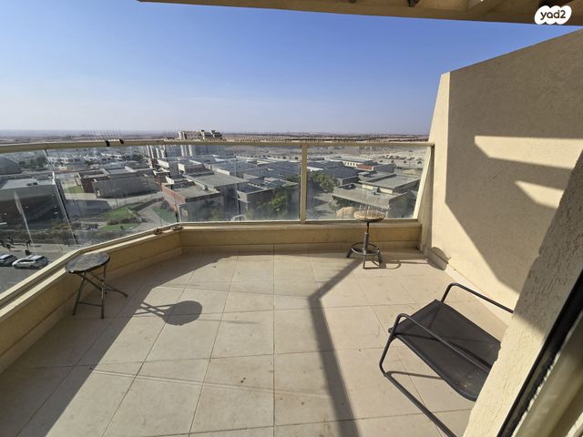 דירה, גדעון האוזנר, רמות הרכס, באר שבע