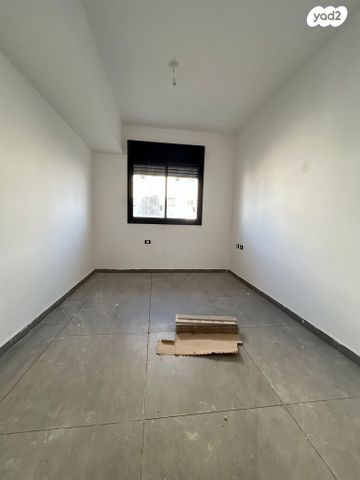 דירה, המרי, שינקין, גבעתיים