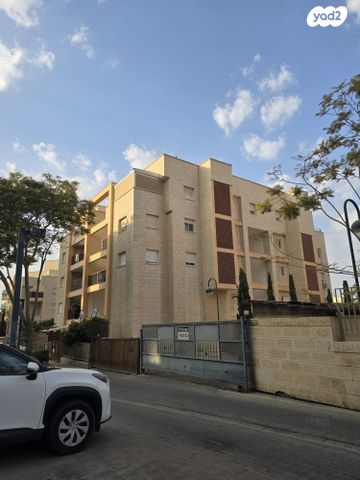 דירה, ישראל גלילי, רמות הרכס, באר שבע