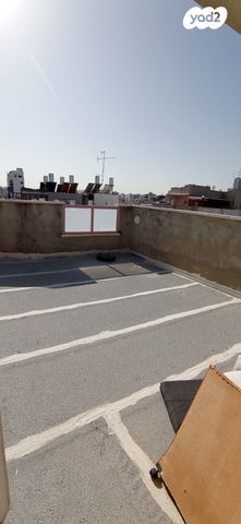 גג/ פנטהאוז, דון יוסף הנשיא, גרין ועם, חולון