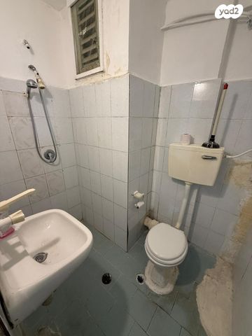 דירה, הראשונים, קרית ים