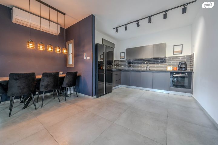 דירה, אלון 9, החורש, חריש