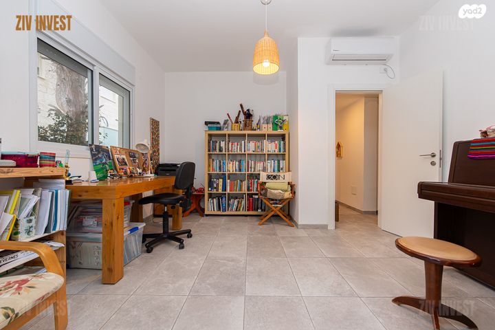 דירה, שדרות הצבי 25, חיפה