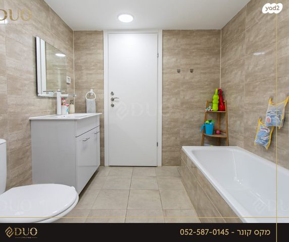 דירה, האנפה, החותרים, טירת כרמל